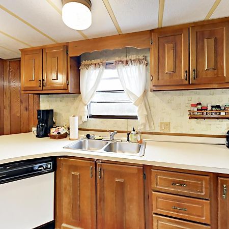 Serenity Views Bungalow - Close To City And Parkway! Villa Weaverville Екстериор снимка