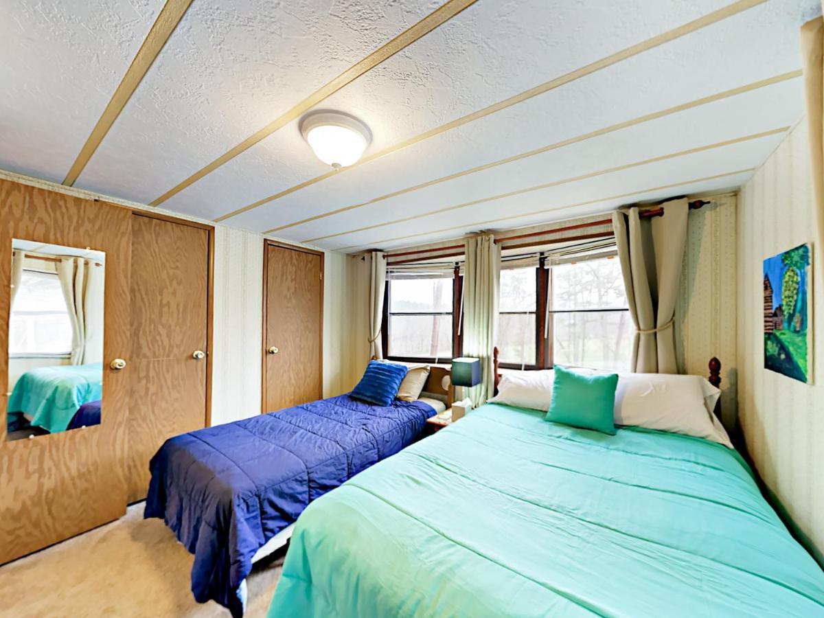 Serenity Views Bungalow - Close To City And Parkway! Villa Weaverville Екстериор снимка